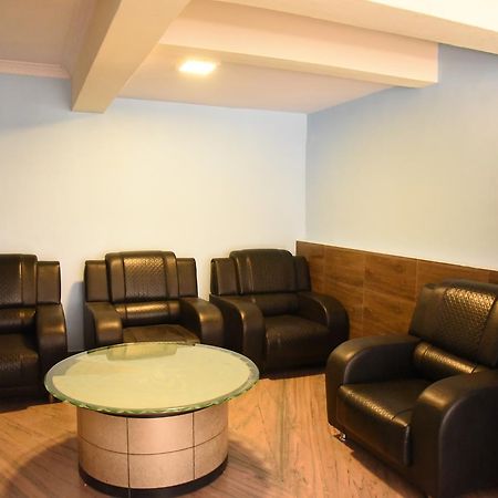 The Sky Inn Navi Mumbai Dış mekan fotoğraf