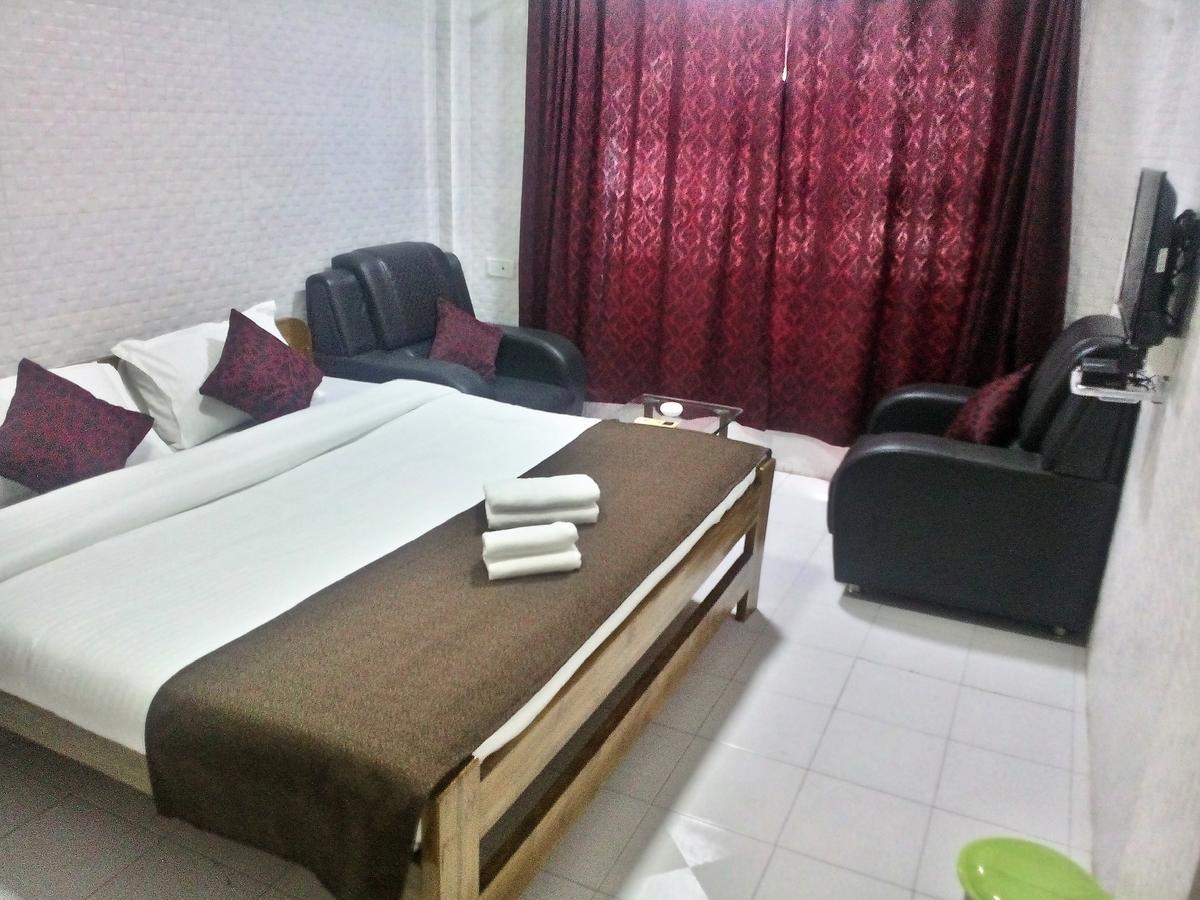 The Sky Inn Navi Mumbai Dış mekan fotoğraf